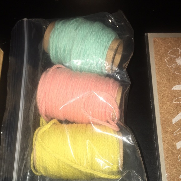 Craft supplies: 5 rubber stamps & accessories - Picture 4 of 16